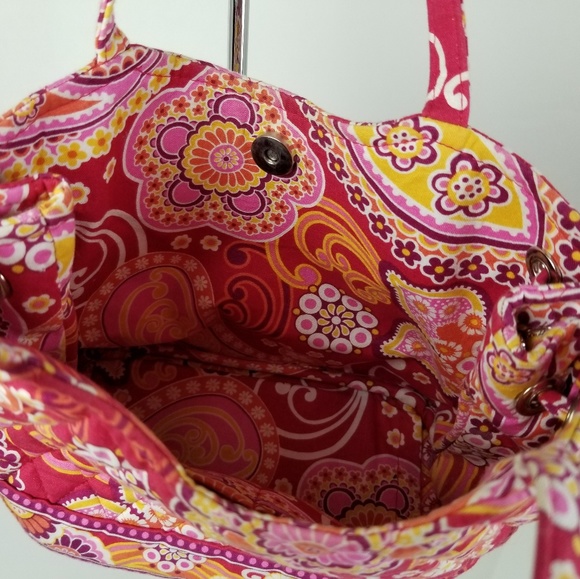 Raspberry Fizz Vera Bradley "Sherry" Bag - Picture 3 of 4